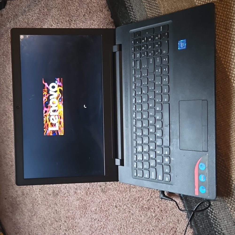 Laptop Computer - Picture 2 of 3